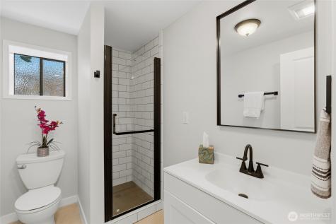 8613 4th Place SE Everett WA 98208