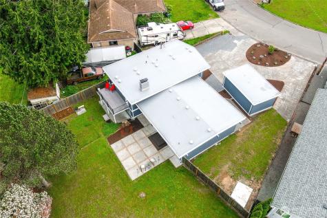 8613 4th Place SE Everett WA 98208