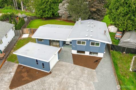 8613 4th Place SE Everett WA 98208