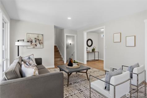 8613 4th Place SE Everett WA 98208