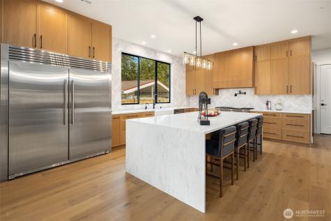 12554 SE 52nd Street Bellevue WA 98006