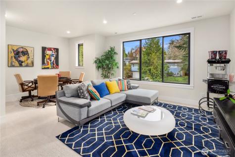 12554 SE 52nd Street Bellevue WA 98006