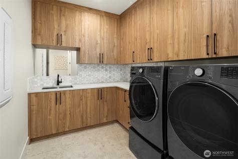 12554 SE 52nd Street Bellevue WA 98006