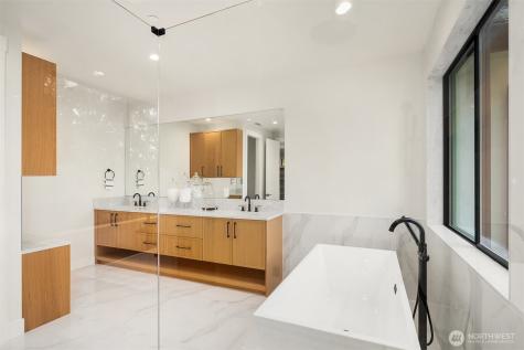 12554 SE 52nd Street Bellevue WA 98006