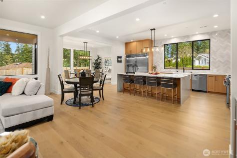 12554 SE 52nd Street Bellevue WA 98006