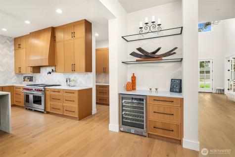 12554 SE 52nd Street Bellevue WA 98006