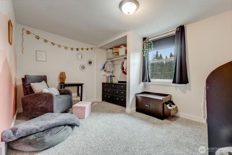 630 17th Street SE Puyallup WA 98372