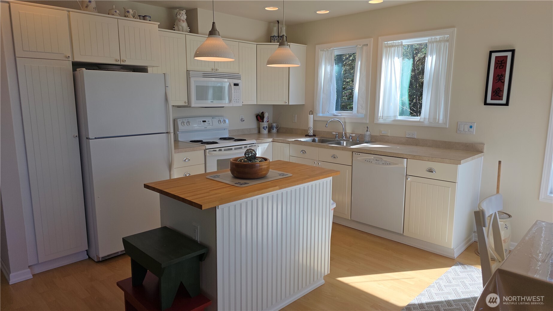 35602 J Place Ocean Park WA 98640