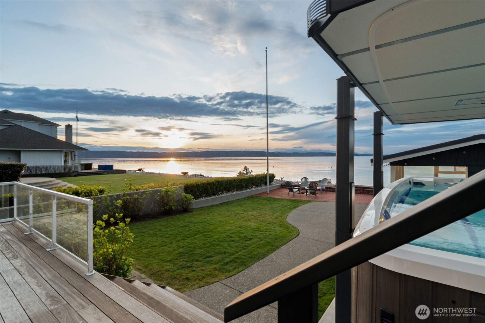 9 SW Three Tree Point Lane Burien WA 98166