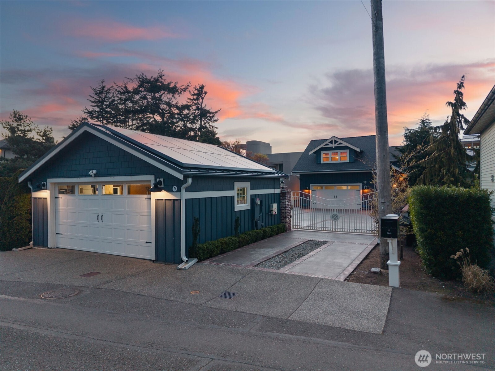 9 SW Three Tree Point Lane Burien WA 98166