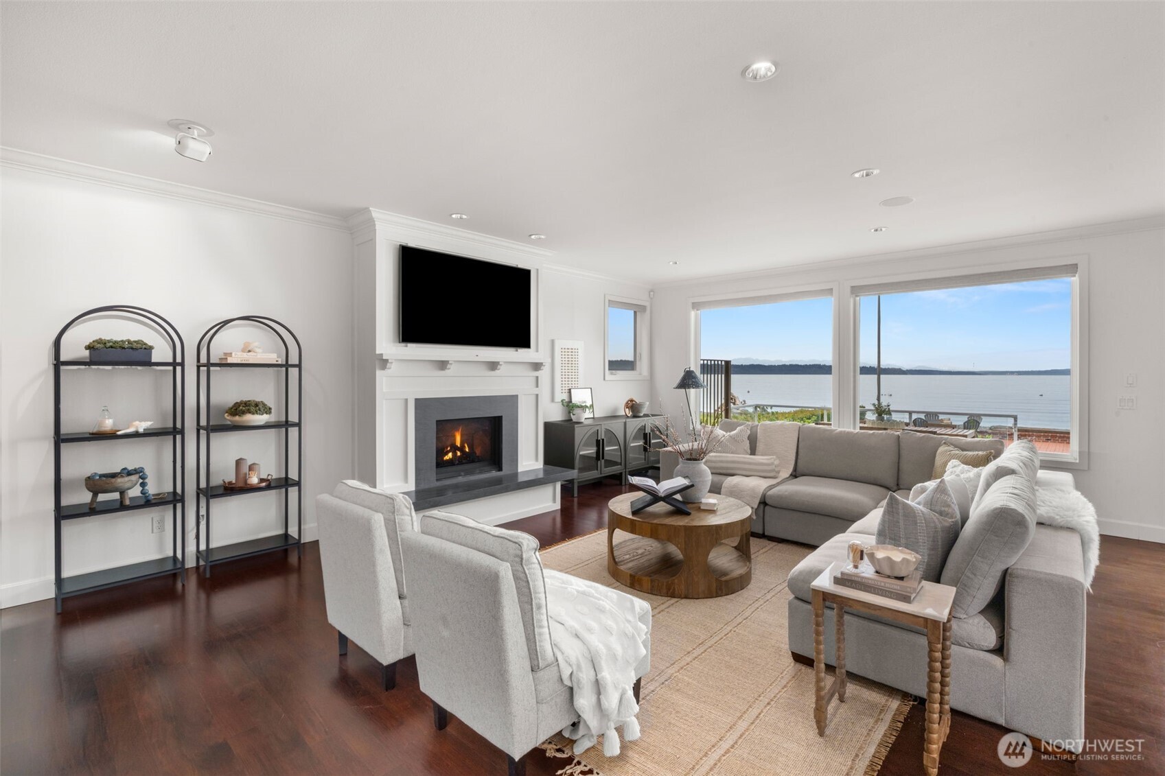 9 SW Three Tree Point Lane Burien WA 98166