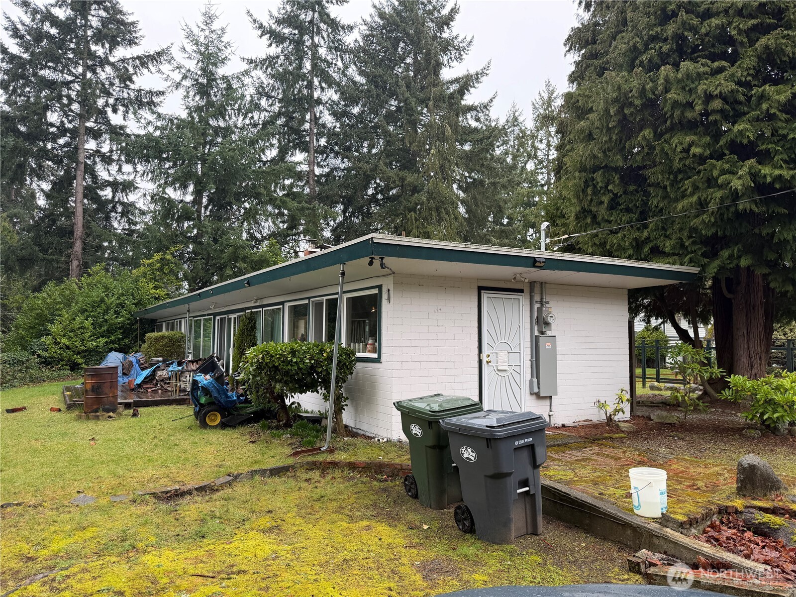 9202 Westmont Place SW Lakewood WA 98498