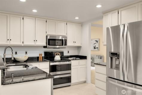 24325 SE 40th Place Sammamish WA 98029