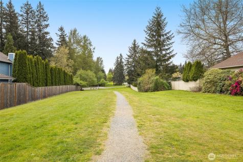 24325 SE 40th Place Sammamish WA 98029