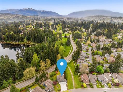 24325 SE 40th Place Sammamish WA 98029