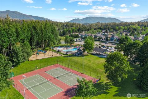 24325 SE 40th Place Sammamish WA 98029