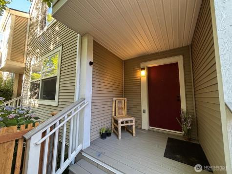 6719 35th Place S Seattle WA 98118