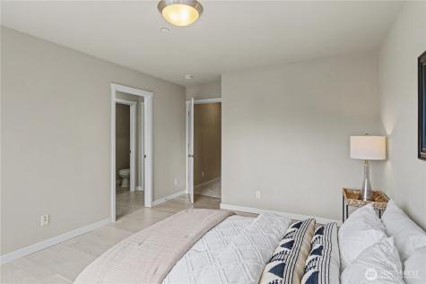 16611 48th Avenue W Edmonds WA 98026