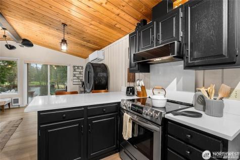 1465 Lake Drive Camano Island WA 98282