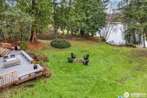 1465 Lake Drive Camano Island WA 98282