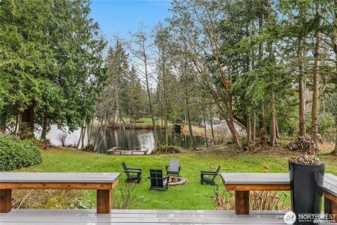 1465 Lake Drive Camano Island WA 98282