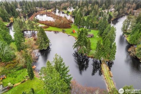 1465 Lake Drive Camano Island WA 98282