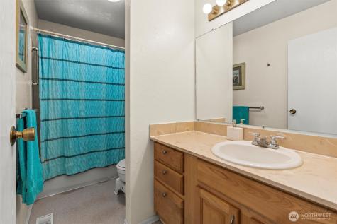 345 Seaview Court Camano Island WA 98282