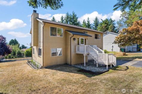 345 Seaview Court Camano Island WA 98282