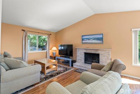 345 Seaview Court Camano Island WA 98282