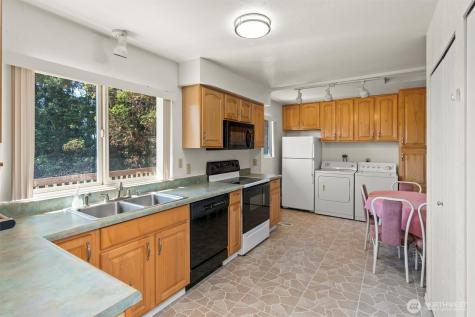 345 Seaview Court Camano Island WA 98282