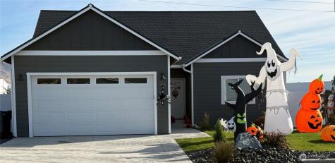 955 N Macaw Avenue East Wenatchee WA 98802