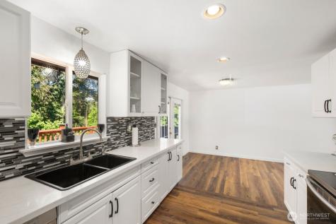 2102 SW 322nd Street Federal Way WA 98023