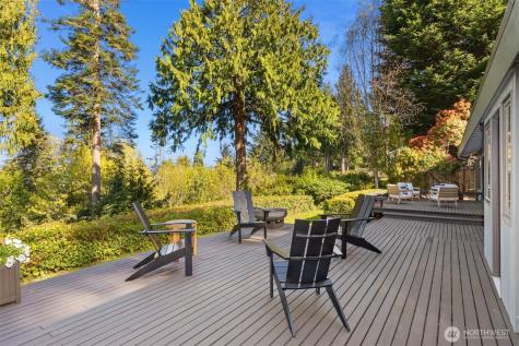 10700 NE Broomgerrie Road Bainbridge Island WA 98110