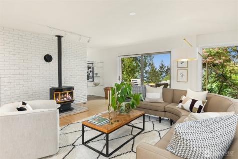 10700 NE Broomgerrie Road Bainbridge Island WA 98110