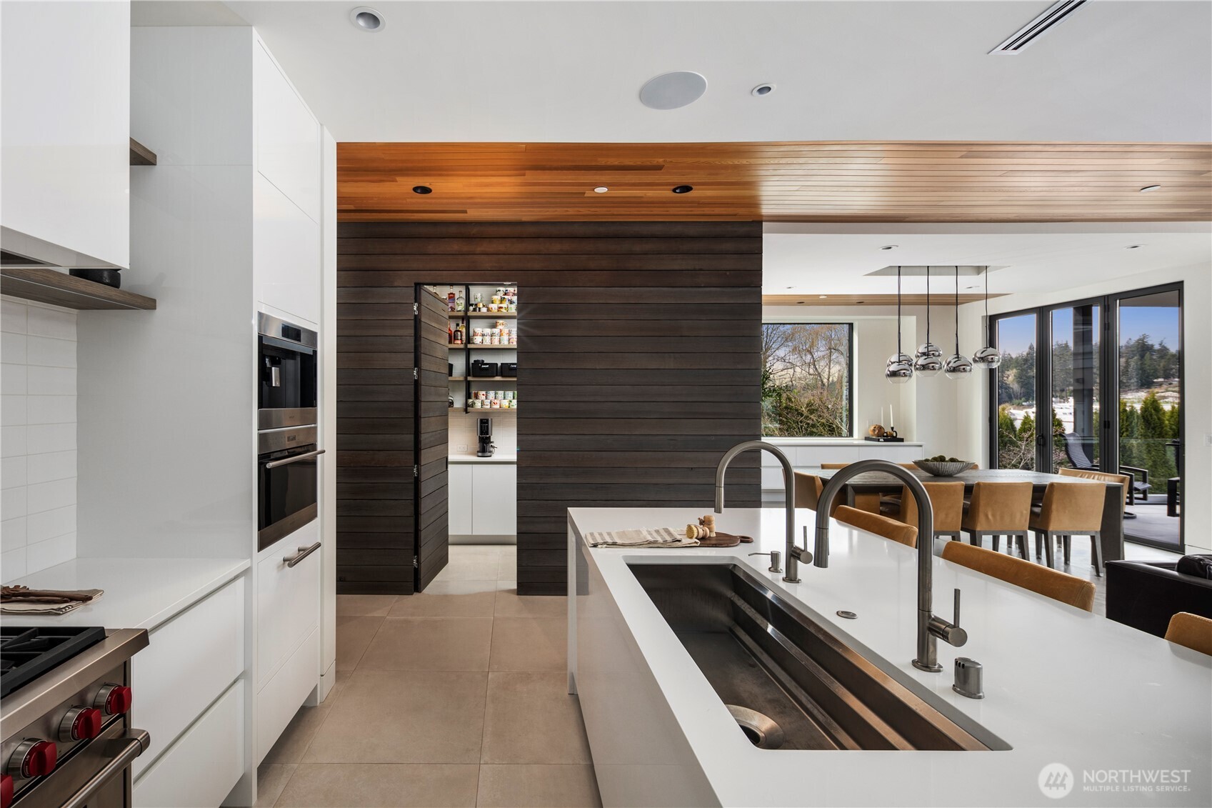 9810 SE Shoreland Drive Bellevue WA 98004