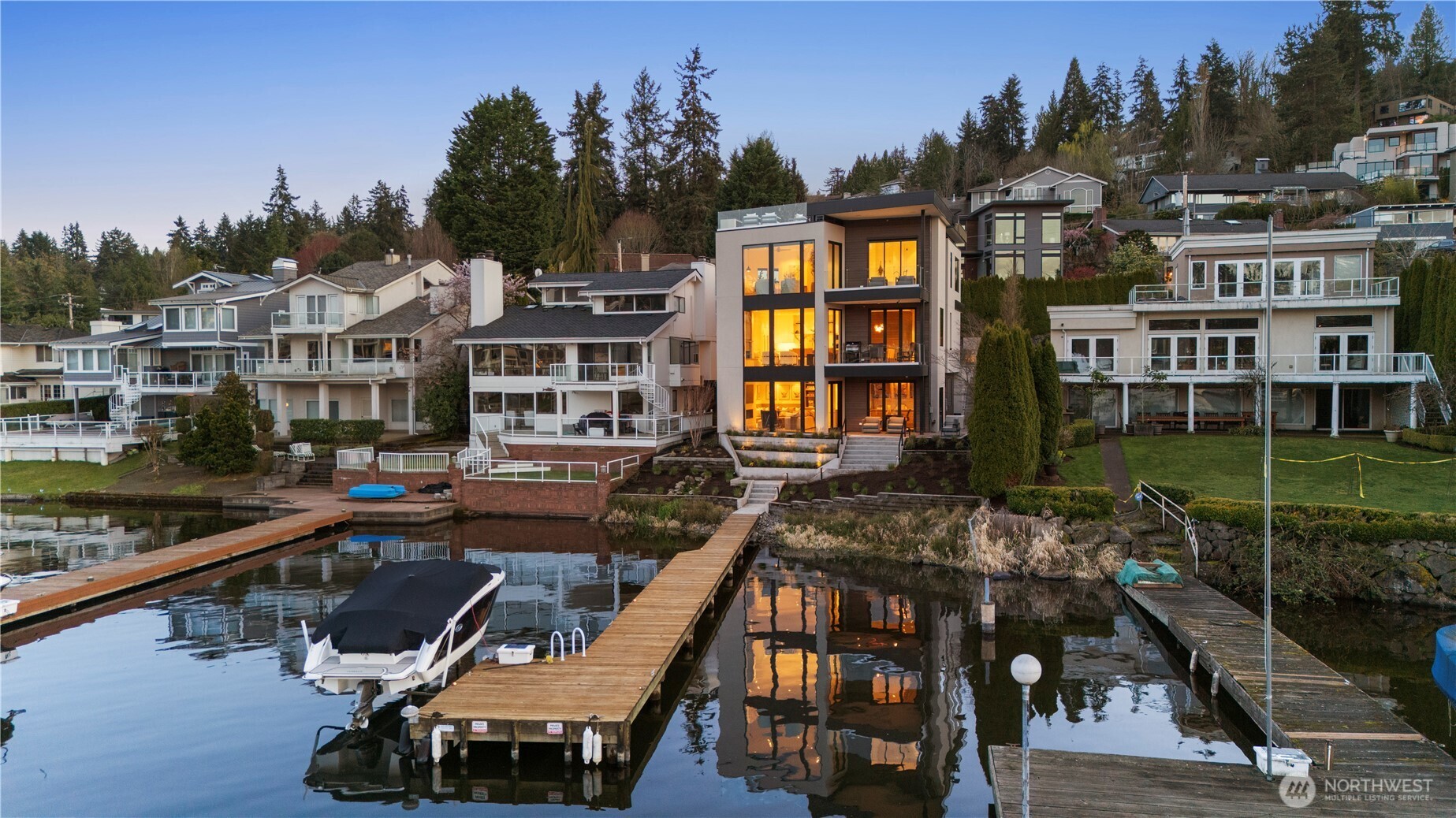 9810 SE Shoreland Drive Bellevue WA 98004