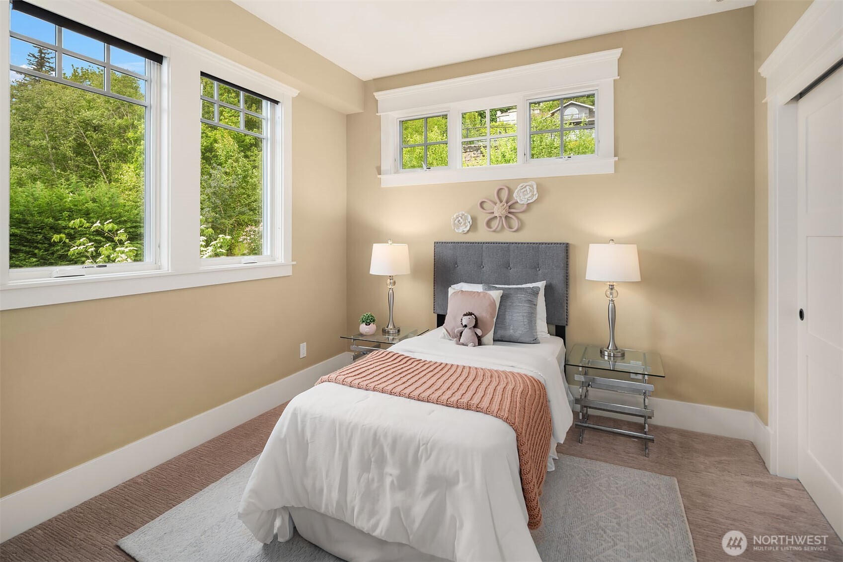 2033 E Lake Sammamish Parkway NE Sammamish WA 98074