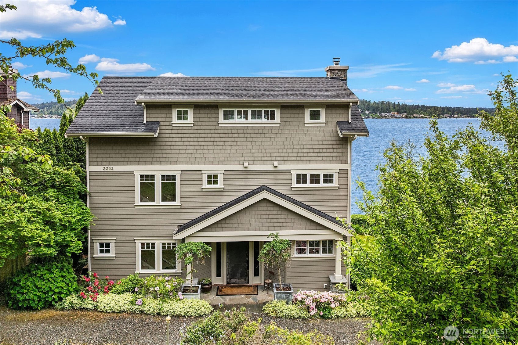 2033 E Lake Sammamish Parkway NE Sammamish WA 98074
