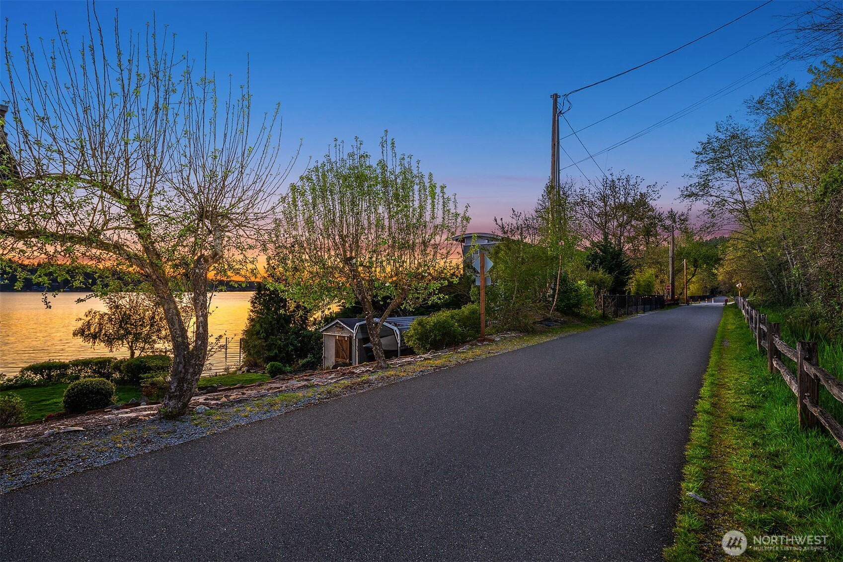2033 E Lake Sammamish Parkway NE Sammamish WA 98074