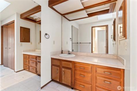 11150 Champagne Point Road NE Kirkland WA 98034