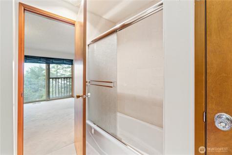 11150 Champagne Point Road NE Kirkland WA 98034