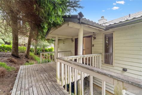 11150 Champagne Point Road NE Kirkland WA 98034