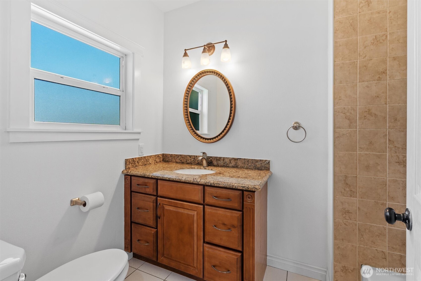 1823 Summit Avenue Everett WA 98201