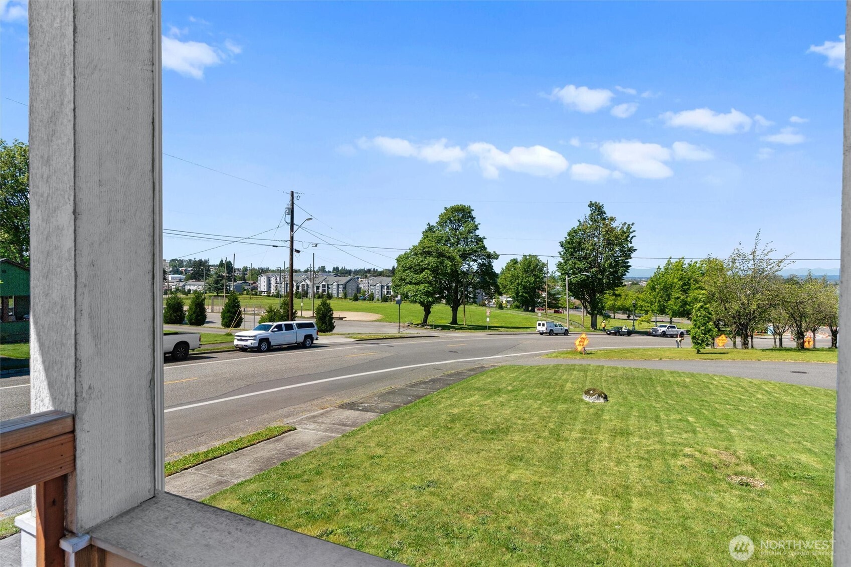 1823 Summit Avenue Everett WA 98201