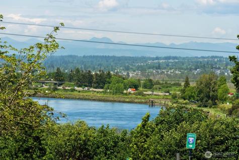 1823 Summit Avenue Everett WA 98201