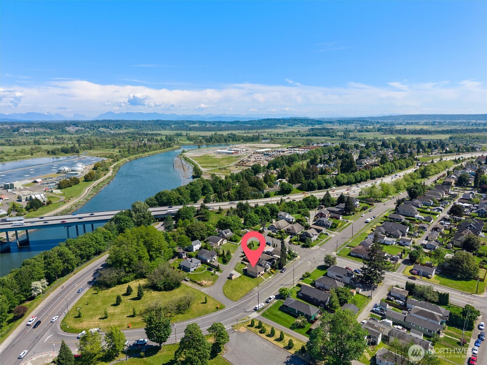 1823 Summit Avenue Everett WA 98201