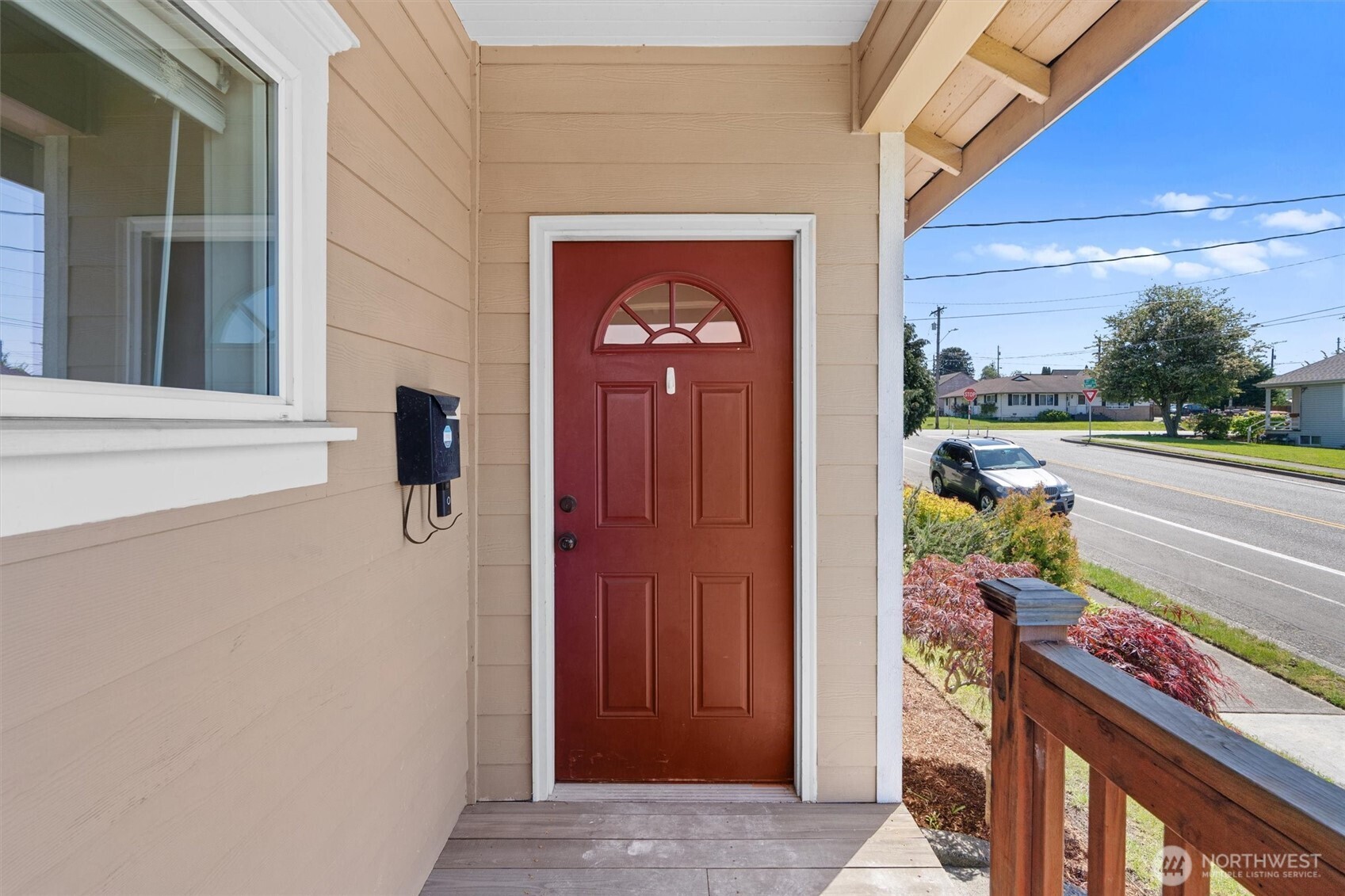 1823 Summit Avenue Everett WA 98201