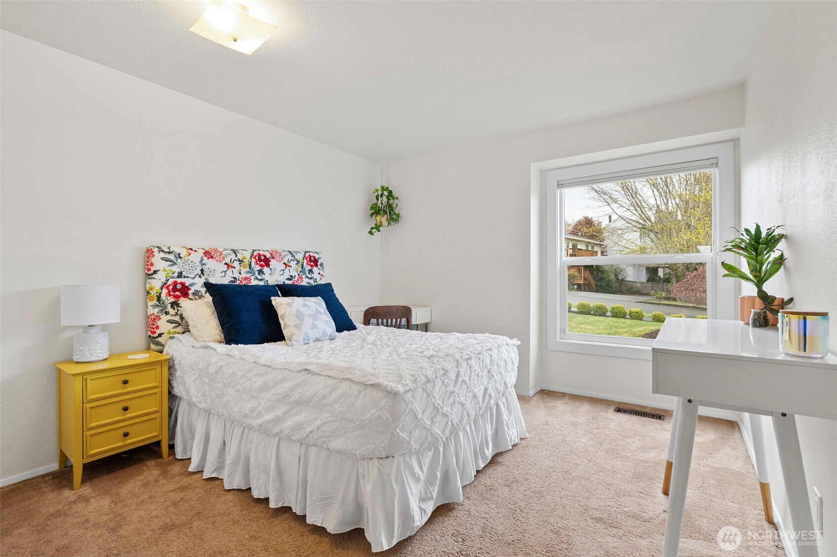 5610 Green Hills Avenue NE Tacoma WA 98422