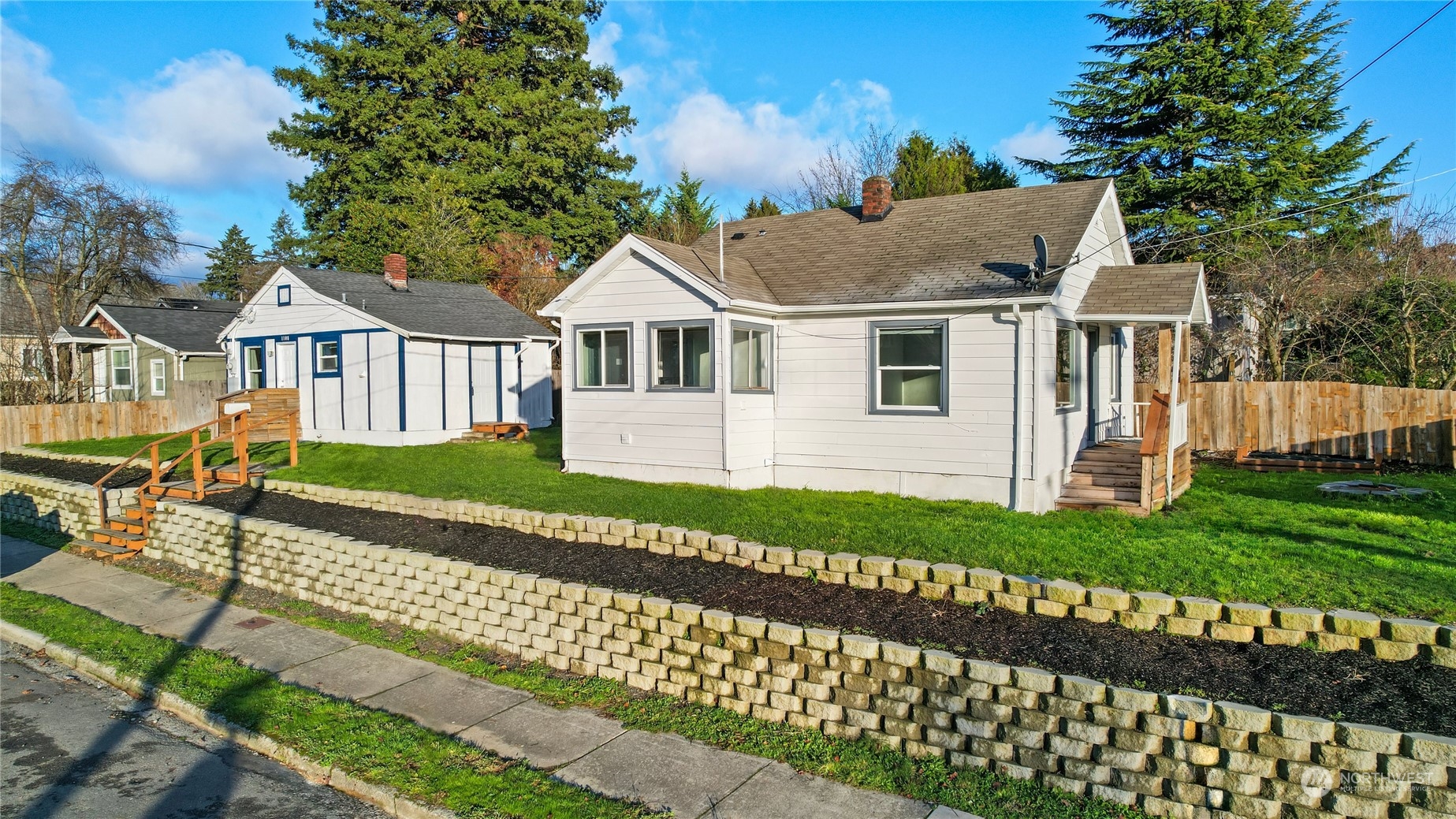 2516 11th Street Bremerton WA 98312