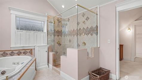 18530 SE 145th Street Renton WA 98059